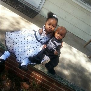 Meet your Posher, Denise